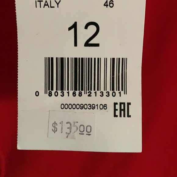 Red women’s half blazer/ cover-up - Picture 7 of 7